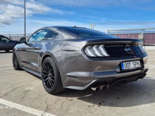 Ford Mustang Premium 5.0 331kW