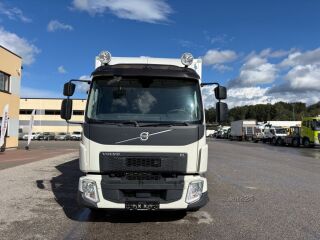 Volvo FL FL 210 BOX + LIFT 158kW