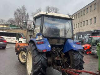 Farmtrac 675DT Haagis + lumesahk 4.4 54kW