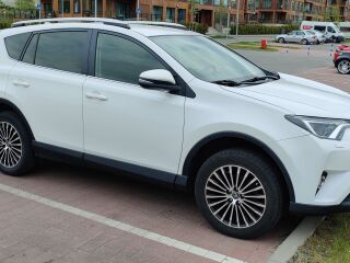 Toyota RAV4 2.0