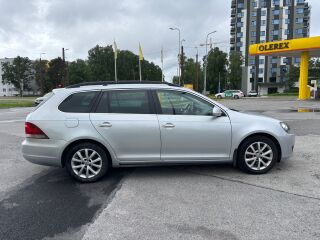 Volkswagen Golf Comfortline 1.6 R4 TDI 77кВ
