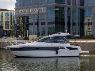 Bavaria S33HT 2 X D3 220 2 X D3 220