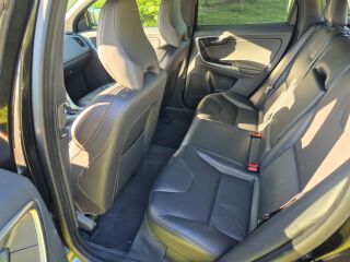 Volvo XC60 2.0 R4 D4 140kW