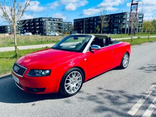 Audi S4 Cabriolet V8 RED 4.2 253kW
