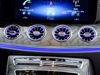 Mercedes-Benz E 220 d Coupe AMG Night Pakett 2.0 143kW