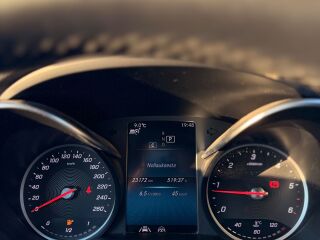 Mercedes-Benz C 220 2.0 143kW