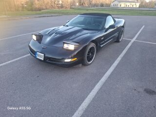 Chevrolet Corvette 5.7 253kW