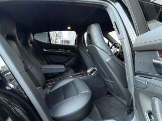Porsche Panamera Turbo 4.8 V8 368кВ