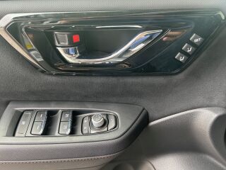 Subaru Forester AWD E-Boxer TOURING EyeSight CVT 2.0 100kW