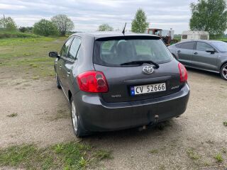 Toyota Auris 1.4 66kW