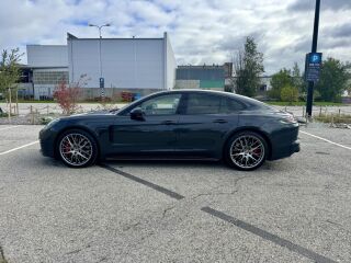 Porsche Panamera Turbo 4.0 V8 404kW