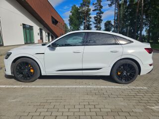 Audi e-tron E-tron Sportback 50 Quattro*S-Line*BLACK ED 158кВ