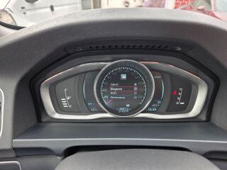 Volvo V60 Summum AWD Plug-In Hybrid Ice White 2.4 D5 158kW