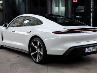 Porsche Taycan 4S Perfomance Battery Plus 420kW