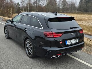 Kia Ceed Sportswagon EX Navi GT-Line 1.6 CRDi 100кВ