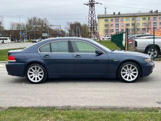 BMW 745 President Lux 4.4 V8 245kW