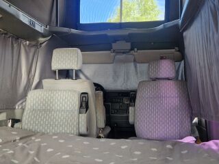 Volkswagen Multivan Westfalia California 2.4 57кВ