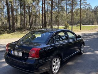 Toyota Avensis Linea Sol Elegant 2.0 108kW