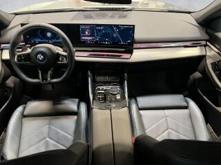 BMW 520 d xDrive Touring M-Sportpakett MHEV 2.0 145kW