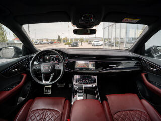 Audi SQ8 quattro 4.0 TFSI 373kW