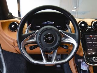 McLaren GT Premium Pack Twin-Turbo 4.0 V8 456kW