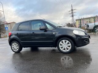 Suzuki SX4 Laxery edition 1.5 R4 16v 82kW