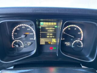 Mercedes-Benz Actros 2551 6x2 375kW