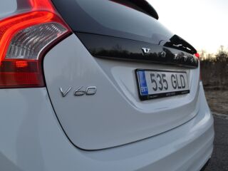 Volvo V60 D4 2.0 133kW