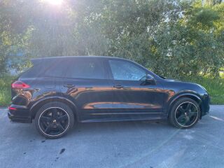 Porsche Cayenne Platinum Edition N1 3.0 193кВ