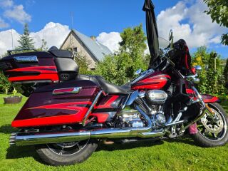Harley-Davidson FLHTKSE CVO LIMITED V2 75kW