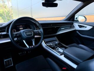 Audi Q8 S-line quattro 3.0 210kW