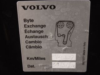 Volvo V60 MOMENTUM 2.0 R4 140kW
