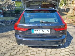 Volvo V90 2.0 140kW