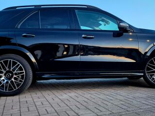 Mercedes-Benz GLE 300 AMG-Line 4MATIC 2.0 TDI 180кВ