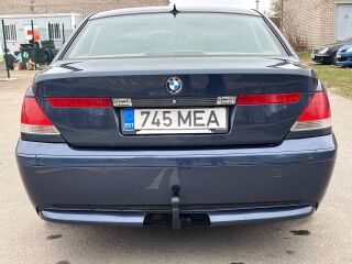 BMW 745 President Lux 4.4 V8 245kW