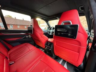 BMW X5 M 4.4 V8 423kW