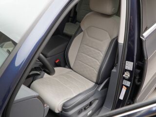 Volkswagen Touareg Elegance 4-Motion 3.0 170кВ