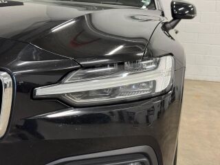 Volvo V60 AWD Momentum 2.0 D4204T4 110кВ
