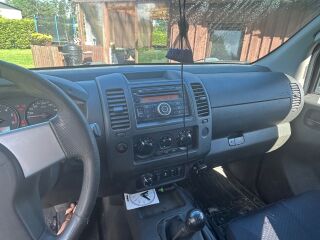 Nissan Navara 2.5 106кВ