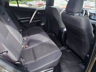 Toyota RAV4 2.5 114kW