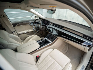 Audi A8 50TDI quattro 3.0 210кВ