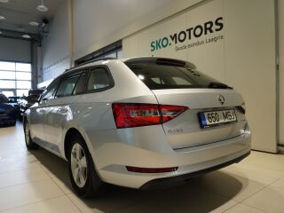 Skoda Superb COMBI ACTIVE PLUS 1.4 TSI 110кВ