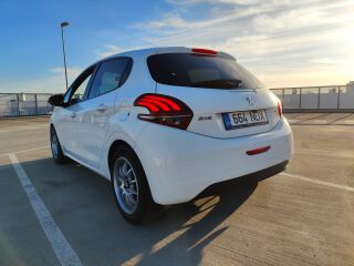 Peugeot 208 1.6 55kW