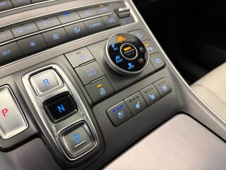 Hyundai Santa Fe Caligraphi 2.2 148kW