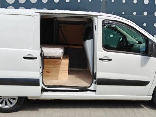 Peugeot Expert L2H1 Camper/Cargo 2.0 R4 HDi 94kW