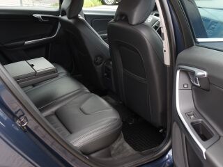 Volvo V60 SUMMUM 2.0 R5 120kW