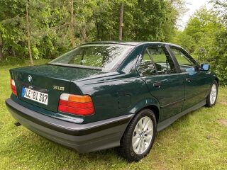 BMW 318 1.8 83кВ