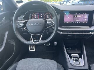 Skoda Octavia HB SportLine FL 4x4 2.0 TSI 150кВ