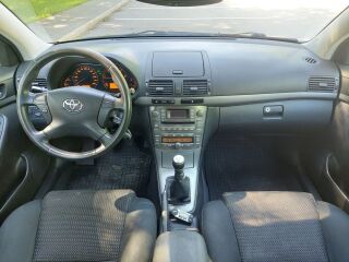 Toyota Avensis 2.0 93kW