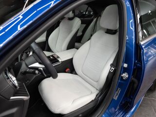 Mercedes-Benz C 300 AMG Line 4Matic 2.0 R4 190kW